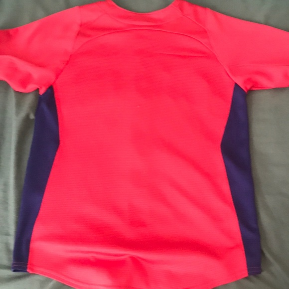 Zdeno chara bruins jersey and a red socks jersey - Picture 5 of 5